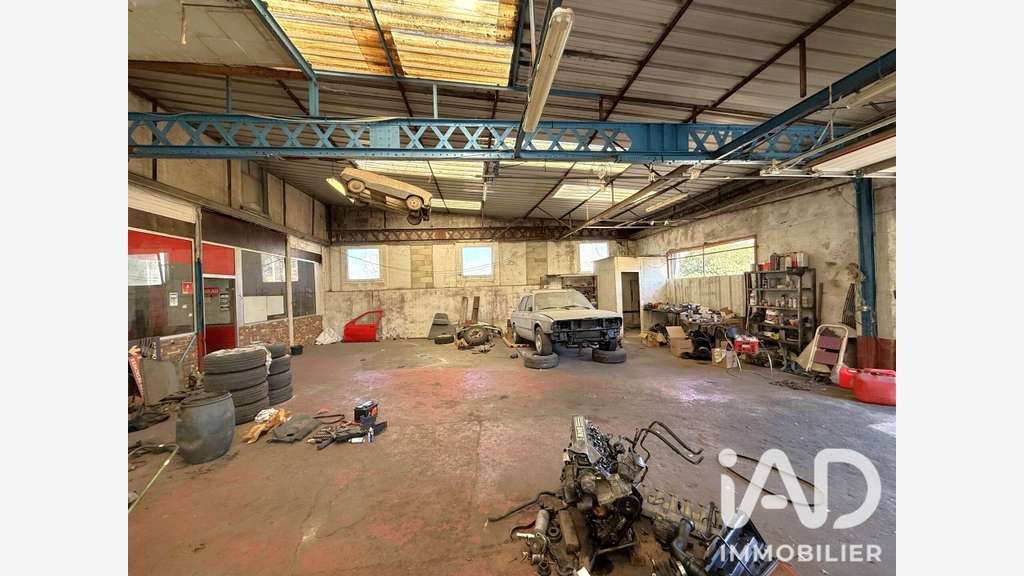 AV local d'activité 190m² à Boissy-sous-Saint-Yon