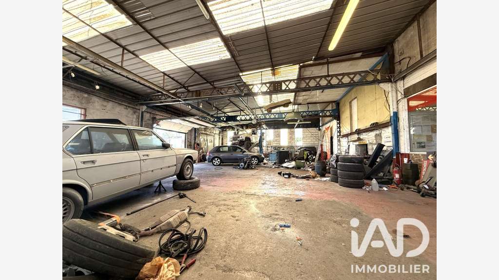 AV local d'activité 190m² à Boissy-sous-Saint-Yon