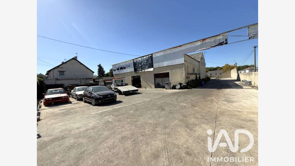 AV local d'activité 190m² à Boissy-sous-Saint-Yon