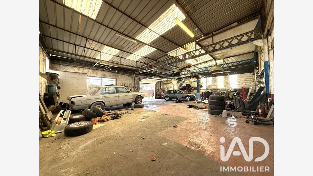 AV local d'activité 190m² à Boissy-sous-Saint-Yon
