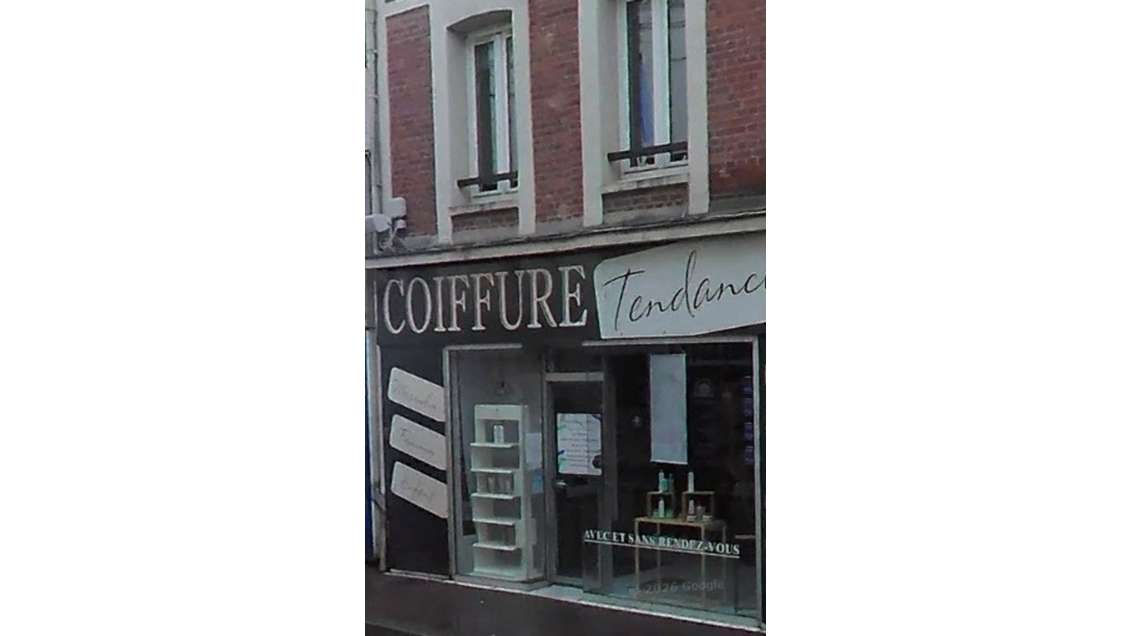 Local/bureau à vendre dans rue commerçante non p