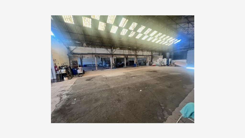 Vente bâtiment industriel 2160m² à Bon-Encontre