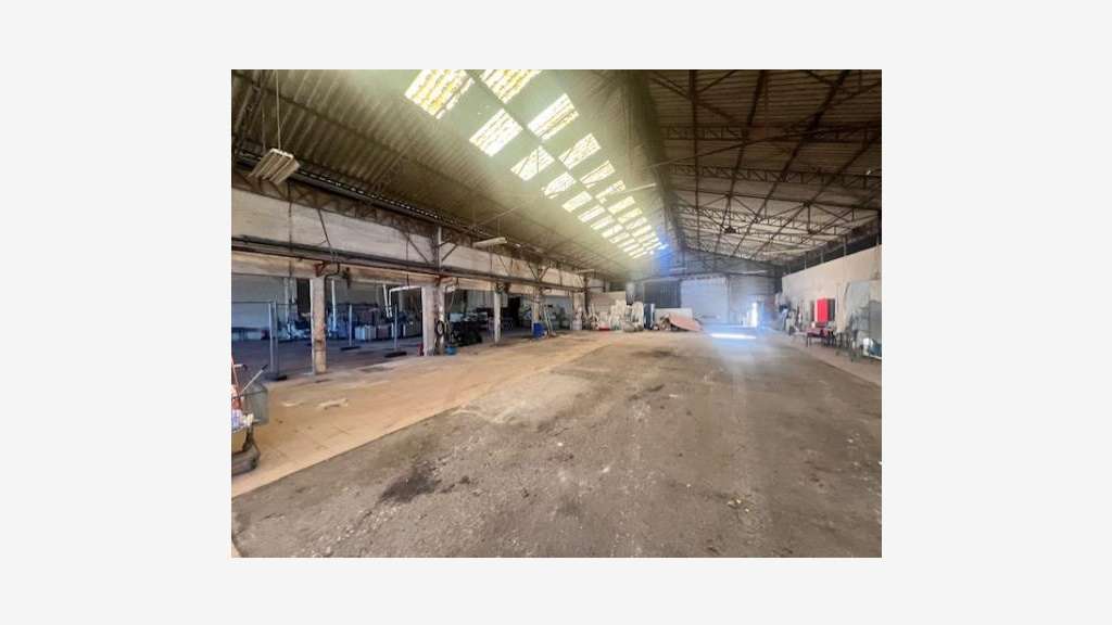 Vente bâtiment industriel 2160m² à Bon-Encontre