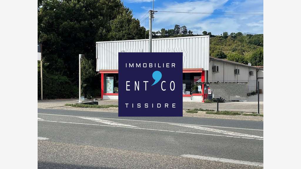 Local commercial avec excellent visuel