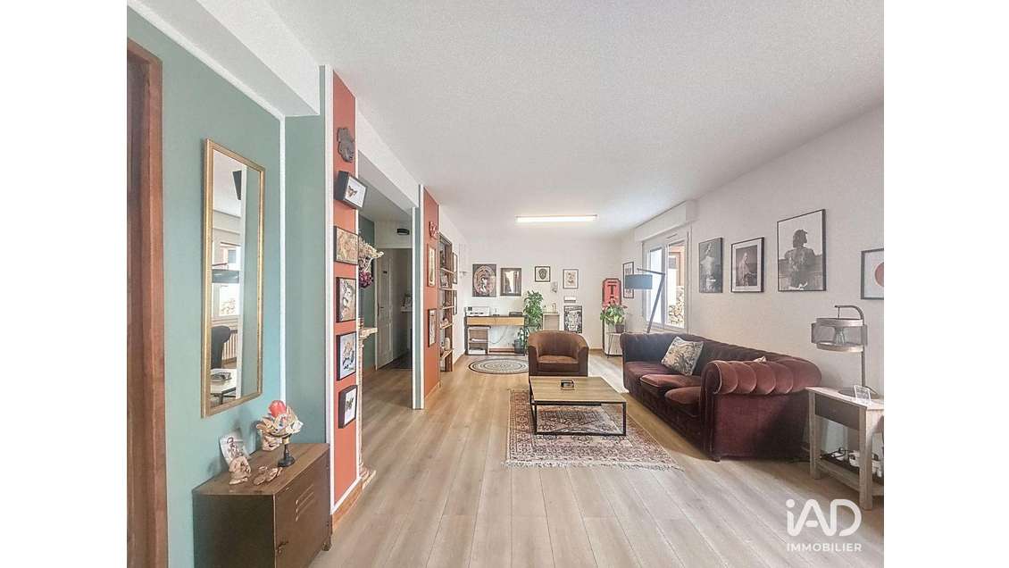 Murs commerciaux à Bonne