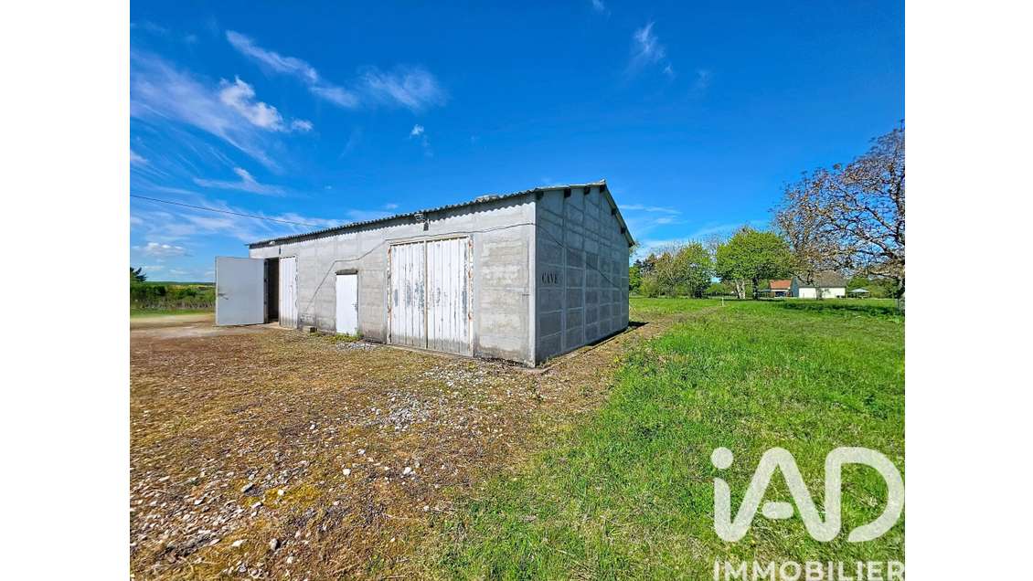 Vente local commercial de 110m² à Bonny-sur-Loire