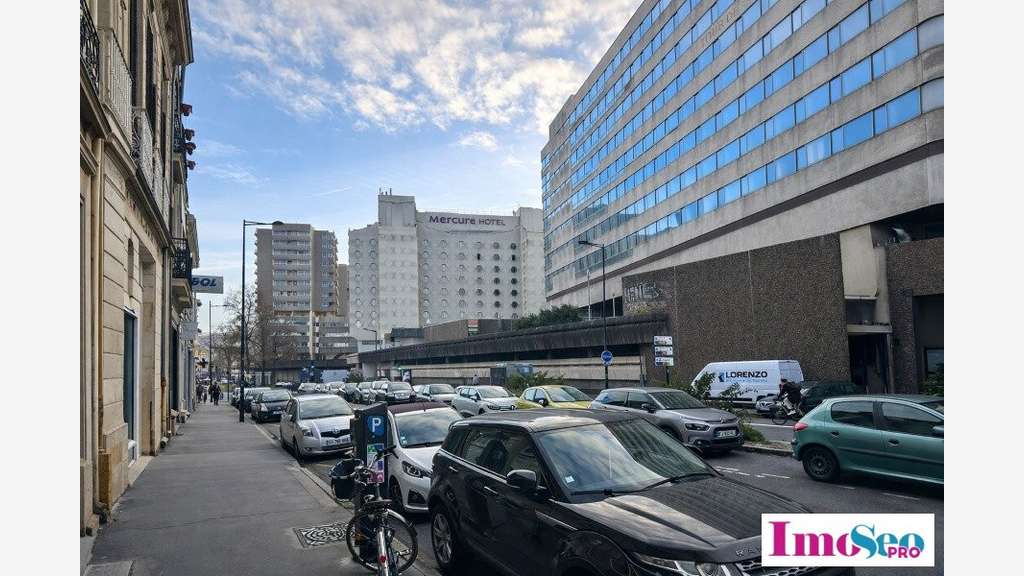 Murs 120m² à vendre à Bordeaux Mériadeck