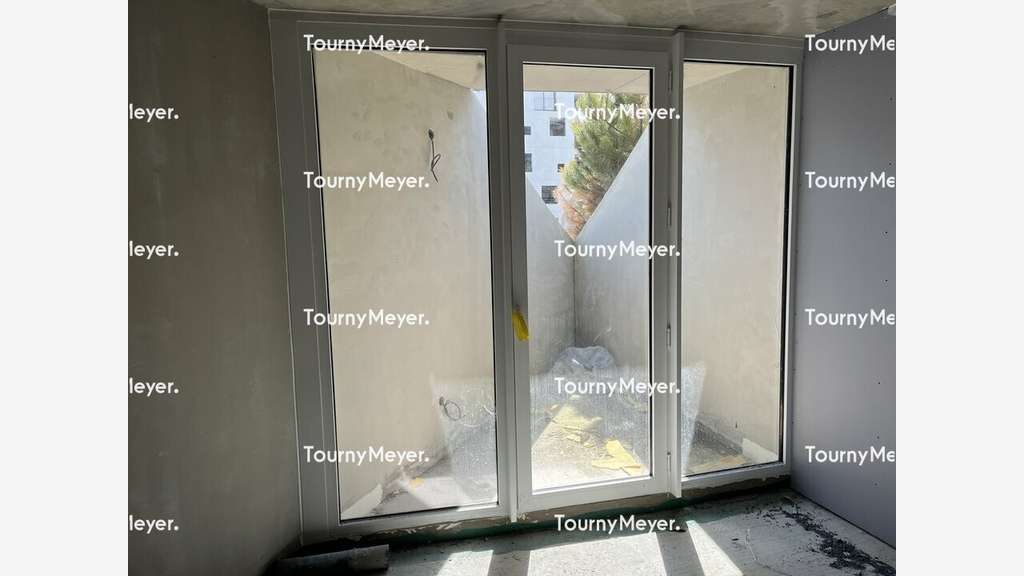 Vente cellule commerciale 135m² Bordeaux Bastide