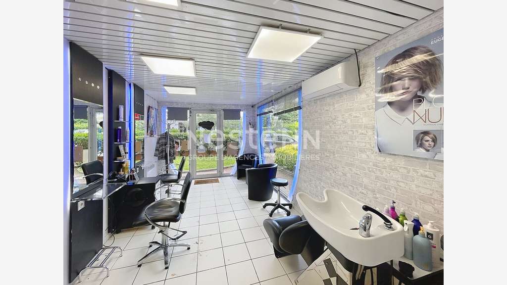 A vendre murs local commercial 27m² à Bordeaux