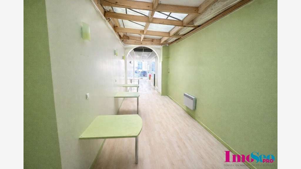Local 122m² à vendre Bordeaux Triangle d'or