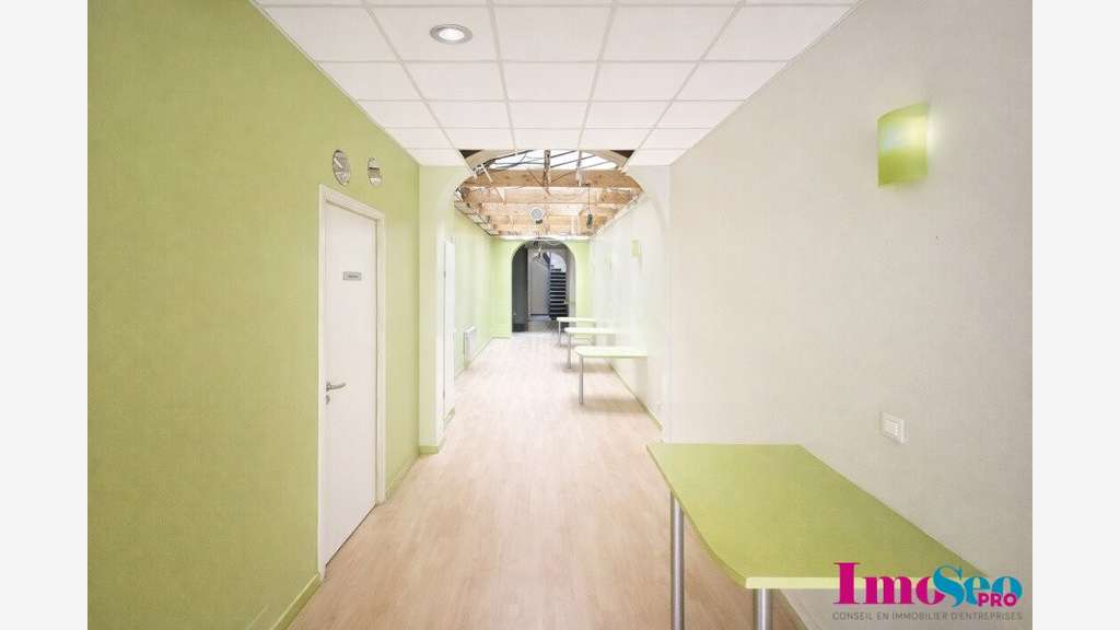 Local 122m² à vendre Bordeaux Triangle d'or