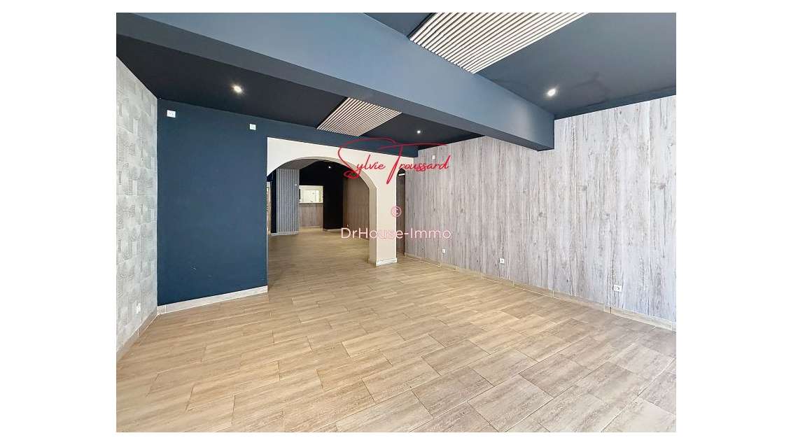 À vendre local commercial de 100m² à Bordeaux