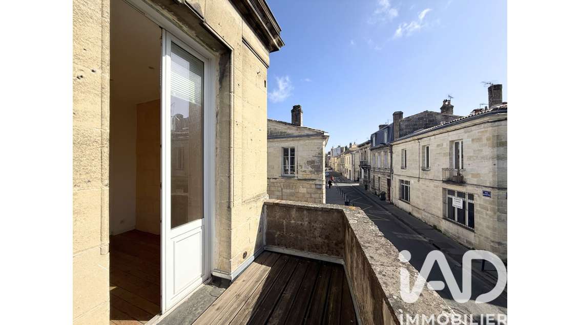Vente bâtiment rénové de 82m² à Bordeaux Mouneyra