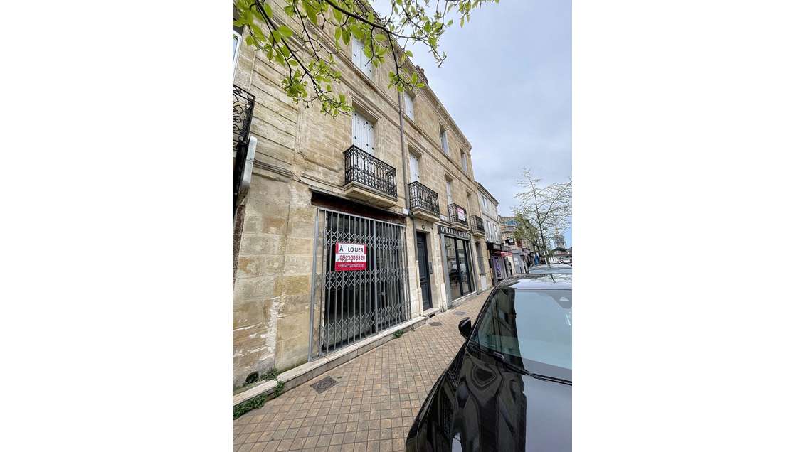 A VENDRE MURS LOCAL COMMERCIAL
