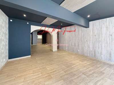À vendre local commercial de 100m² à Bordeaux