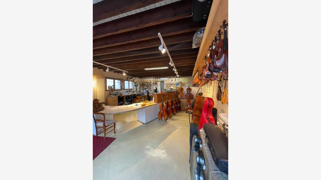 Local commercial 190m² à Bordeaux Conservatoire