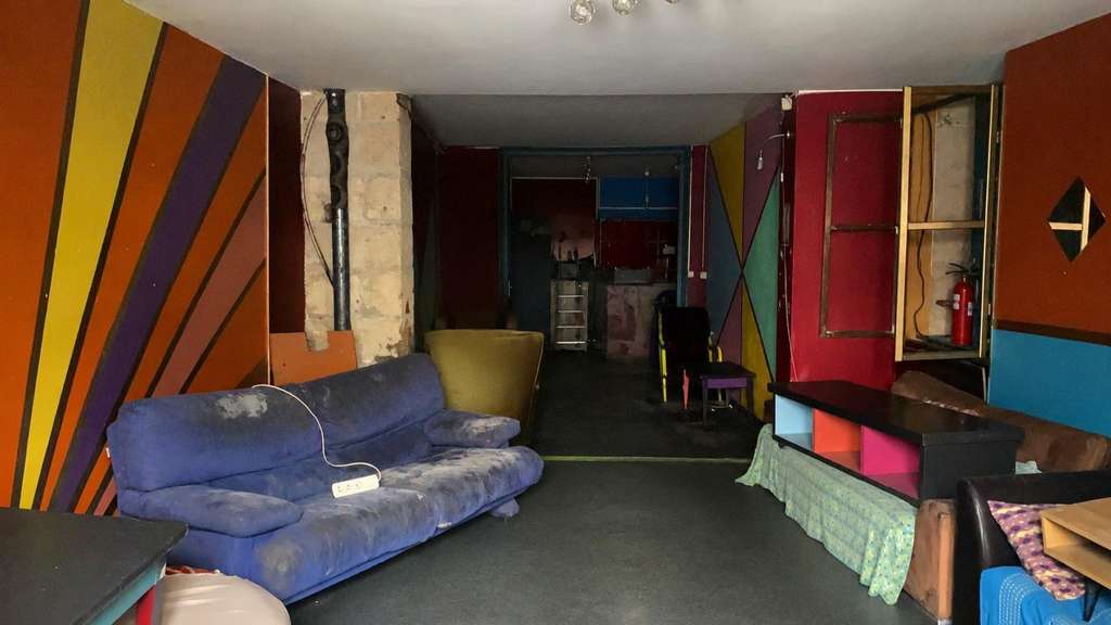 Murs commerciaux libres à vendre – Cœur du Vieux B