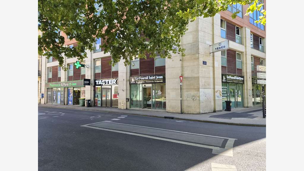 Locaux commerciaux Bordeaux 177 m2