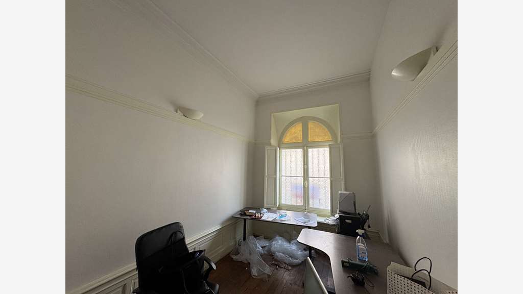 AV bureaux de 120m² en RDC à Bordeaux