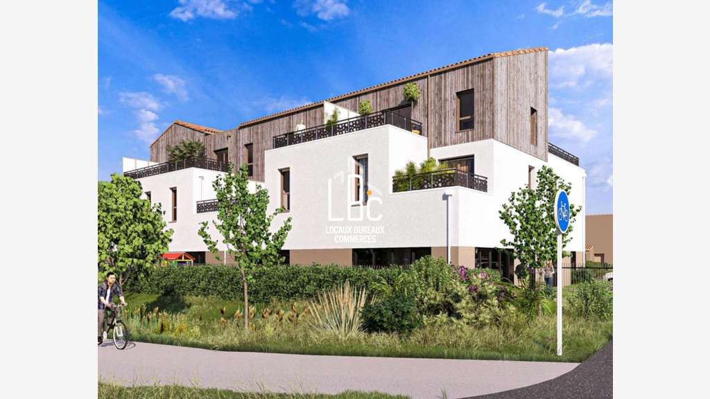 AV local commercial 216m² à Bouaye accès gare