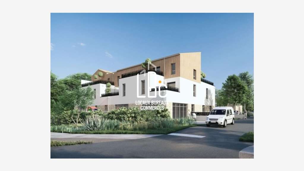 AV local commercial 136m² Bouaye proche gare SNCF