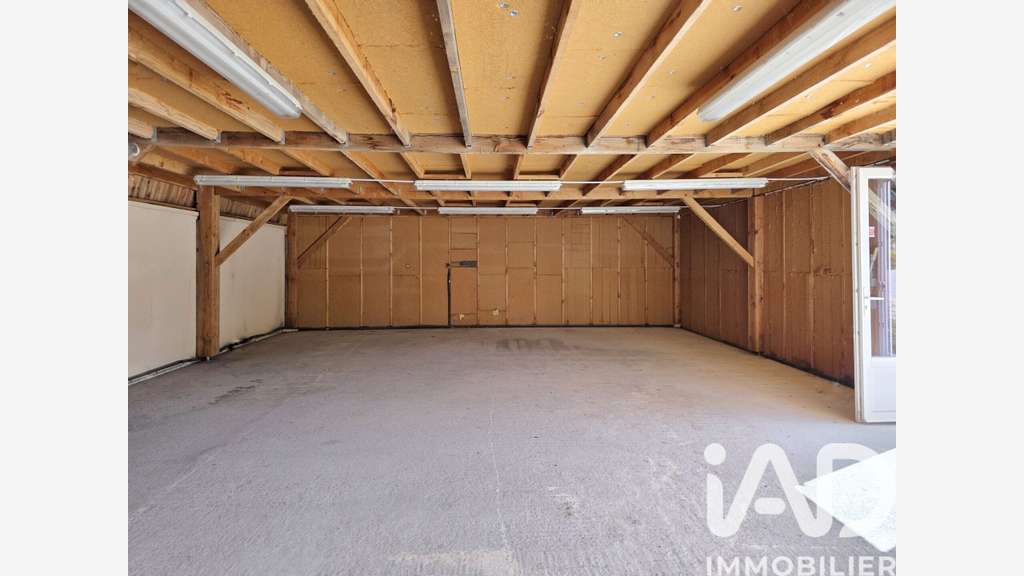 Vente local commercial 119m² terrain clos Bouëx