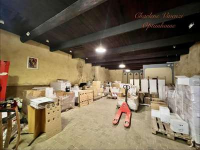 Caveau + étage aménageable fort potentiel à Boujan