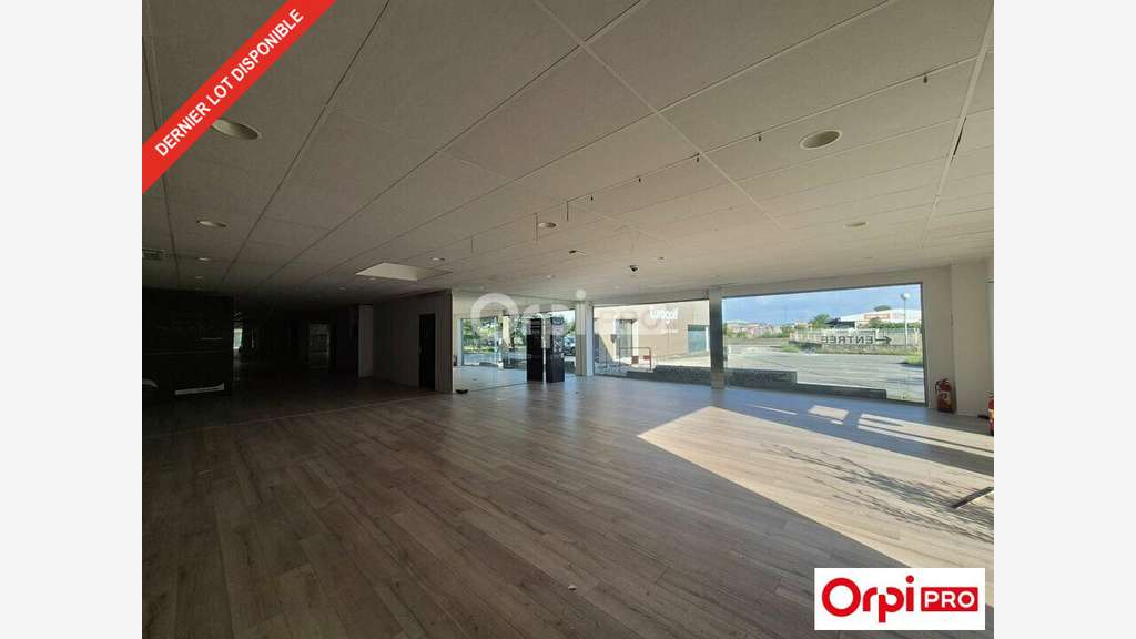 Local d'activité 541m² à vendre à Bourg de Péage