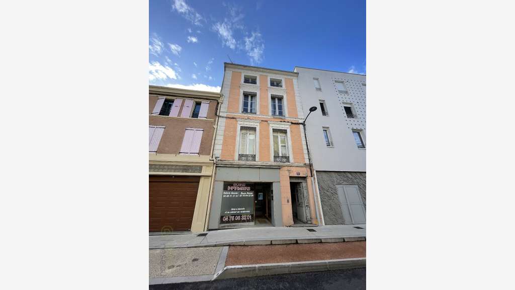Vente local commercial de 49m² à Bourg de Péage