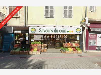 Local commercial 427m² à vendre à Bourg en Bresse