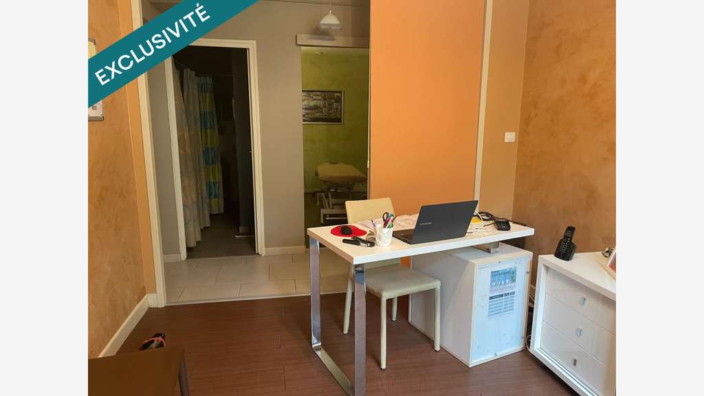 Coup de cœur ! 70 m² + combles : professionnel ou 