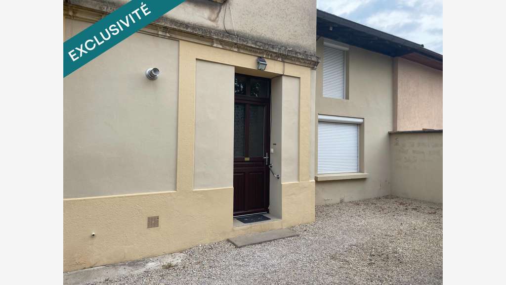 Coup de cœur ! 70 m² + combles : professionnel ou 