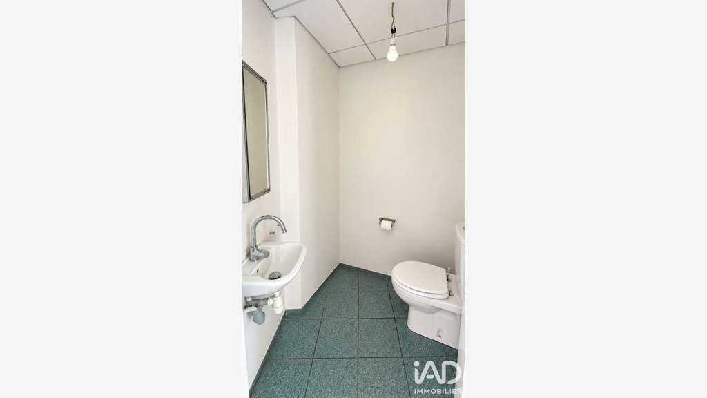 Vente bureaux de 153m² à Bourg-Saint-Andéol