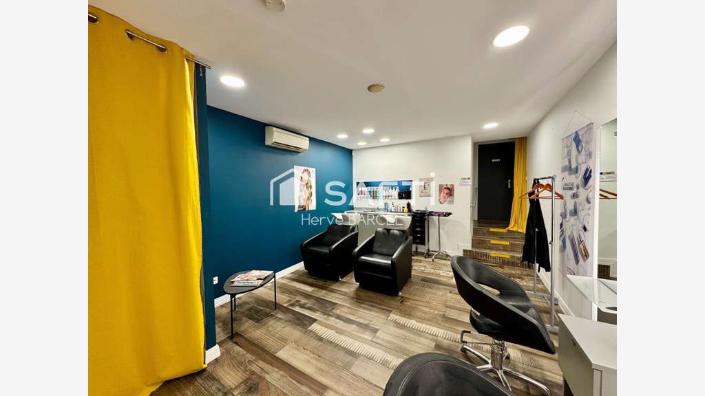 Vente local commercial 69m² au centre de Bourgoin
