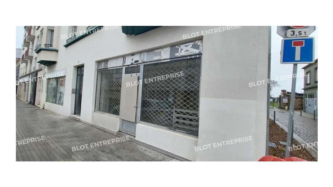AV locaux commerciaux 50m² à Brest Pilier Rouge