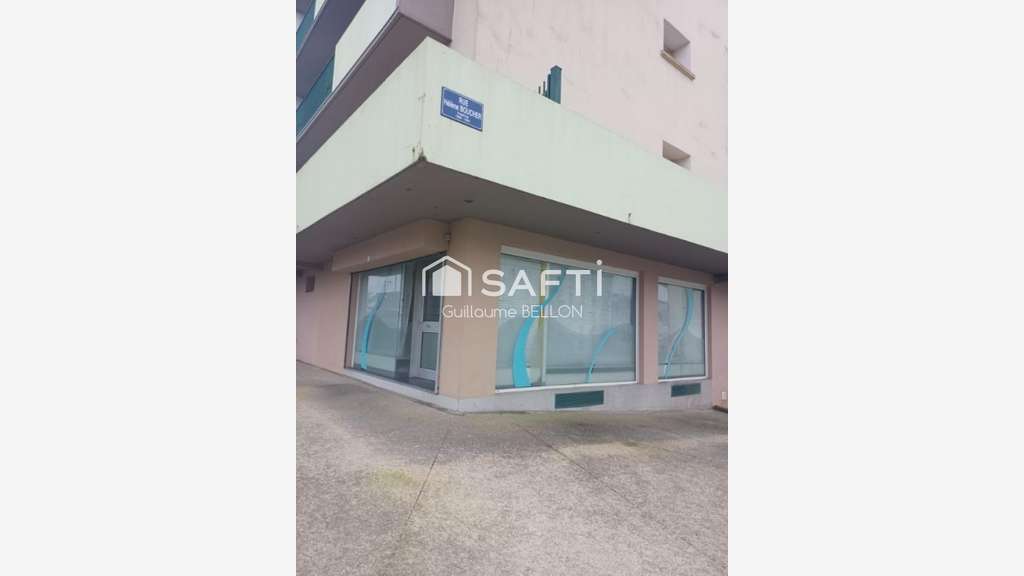 Vente local commercial 131m² à Brest Recouvrance