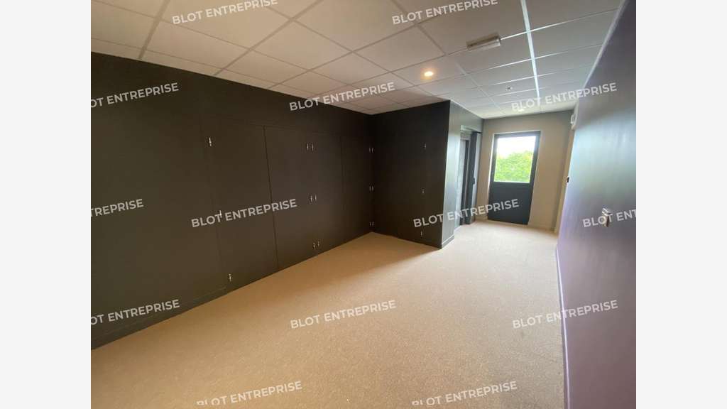 Local neuf 370m² à Brest, Boulevard de l'Europe