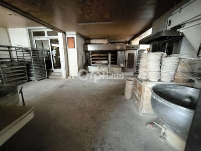 Vente local 502m² à Brive centre Zola