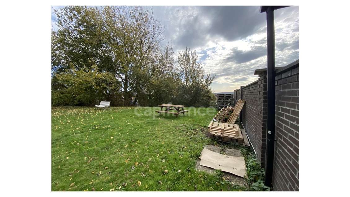 AV ensemble de 2 commerces à Bruay-la-Buissière