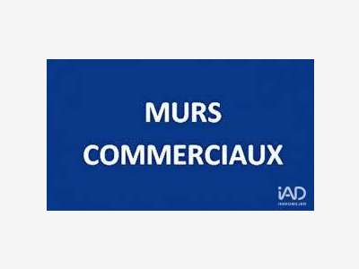 Murs commerciaux à Brucamps