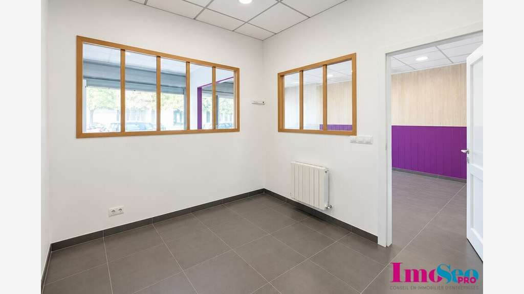 Vente local commercial de 53m² au centre de Bruges