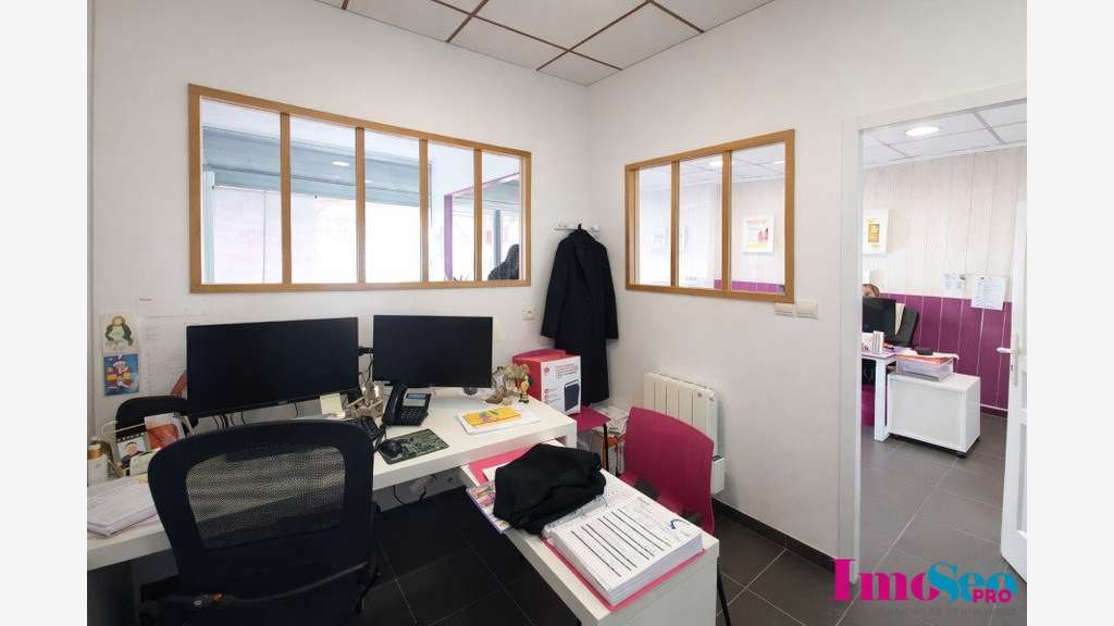 Vente local commercial de 53m² au centre de Bruges