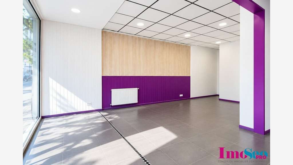 Vente local commercial de 53m² au centre de Bruges