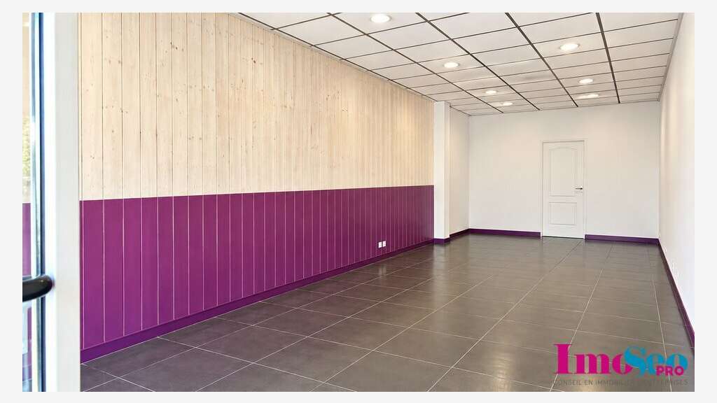 Vente local commercial de 53m² au centre de Bruges