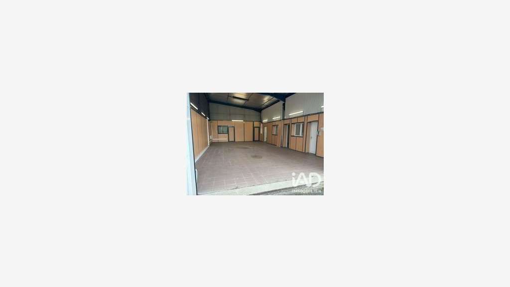 AV ensemble immobilier pro 960m² à Bully-les-Mines