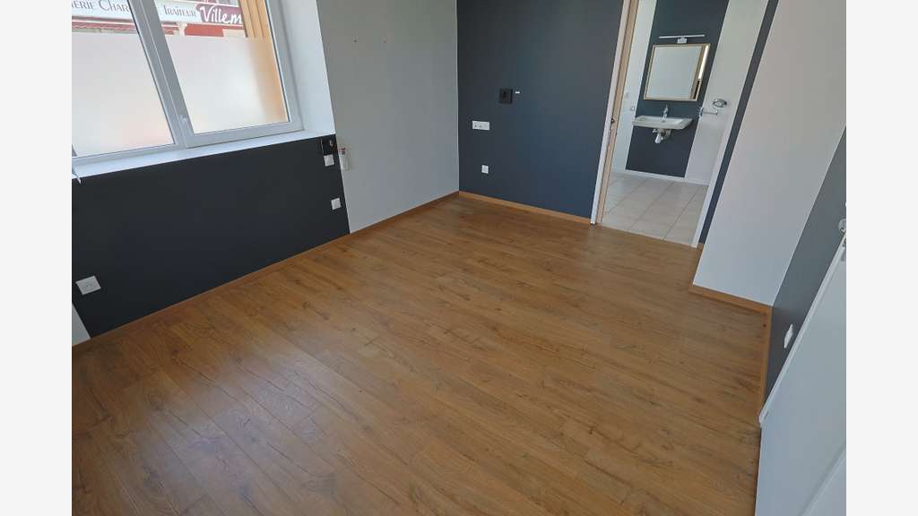 Local/bureau 22.43m² à vendre Bussang centre (88)