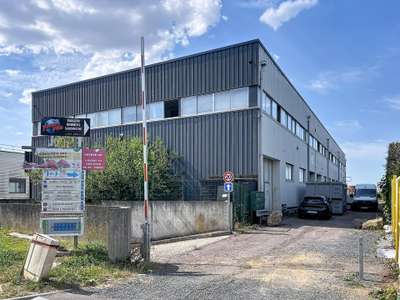 AV ensemble immobilier d'activités 2081m² à Caen