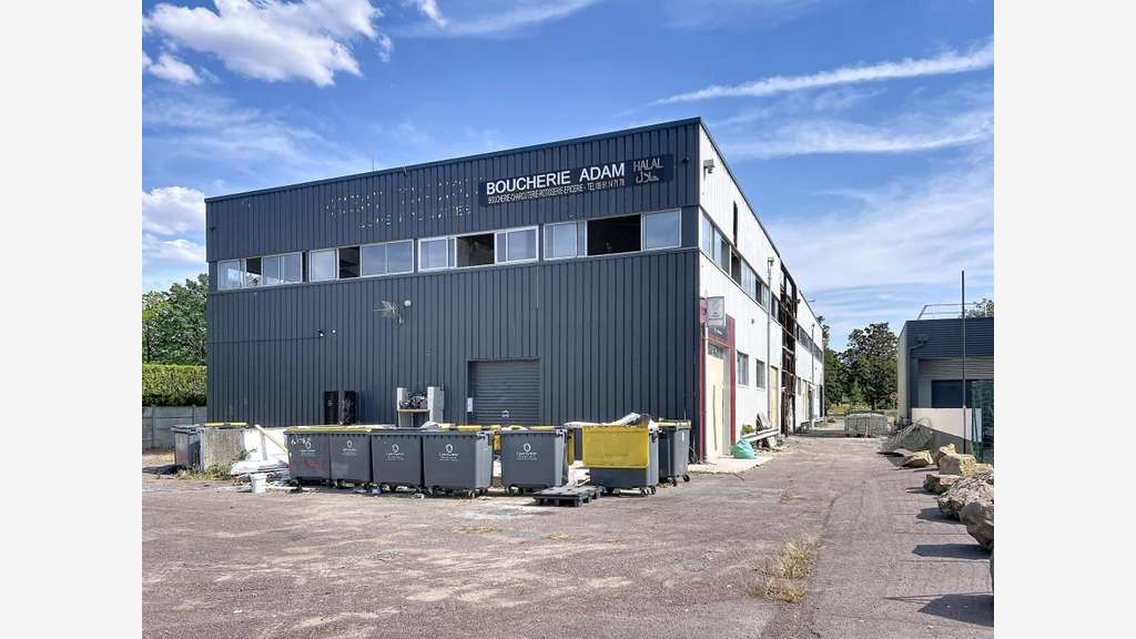 AV ensemble immobilier d'activités 2081m² à Caen
