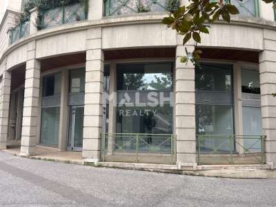 CALUIRE ET CUIRE - Local commercial de 300 m² - A