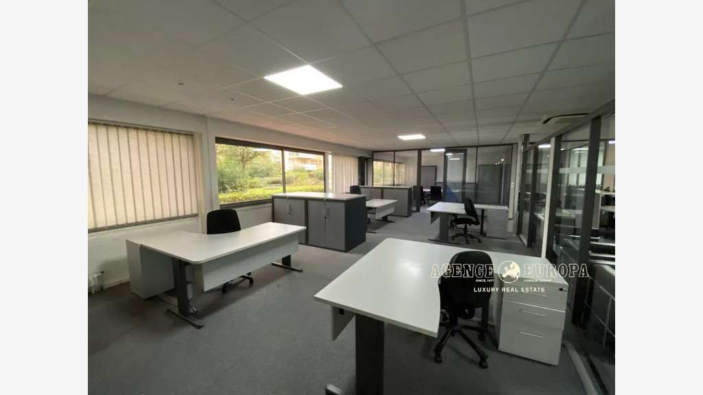 Location grande surface de bureaux à Cannes centre